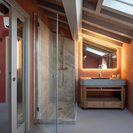 Palazzo Degli Archi Apartment Сан Винченцо Екстериор снимка