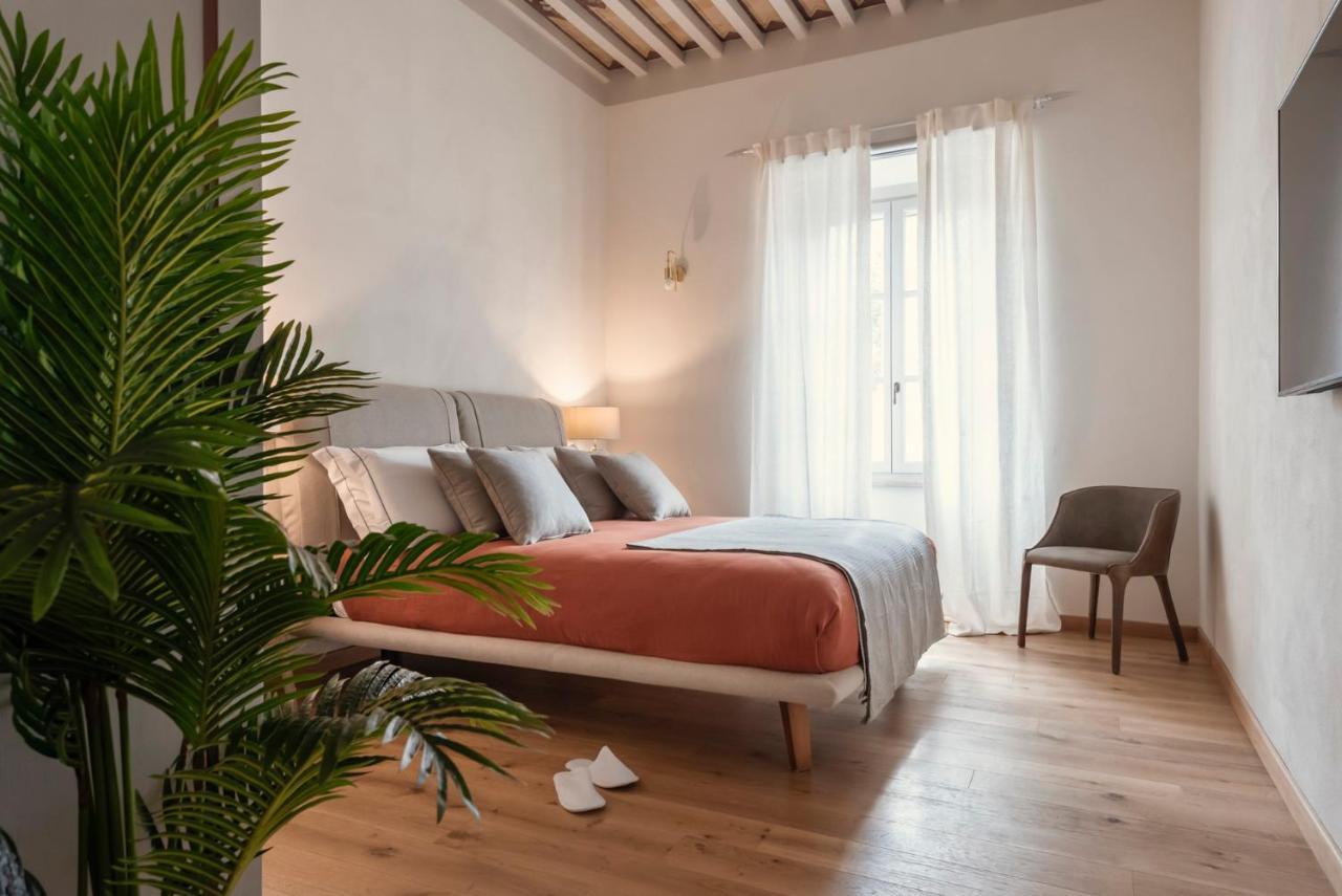 Palazzo Degli Archi Apartment Сан Винченцо Екстериор снимка