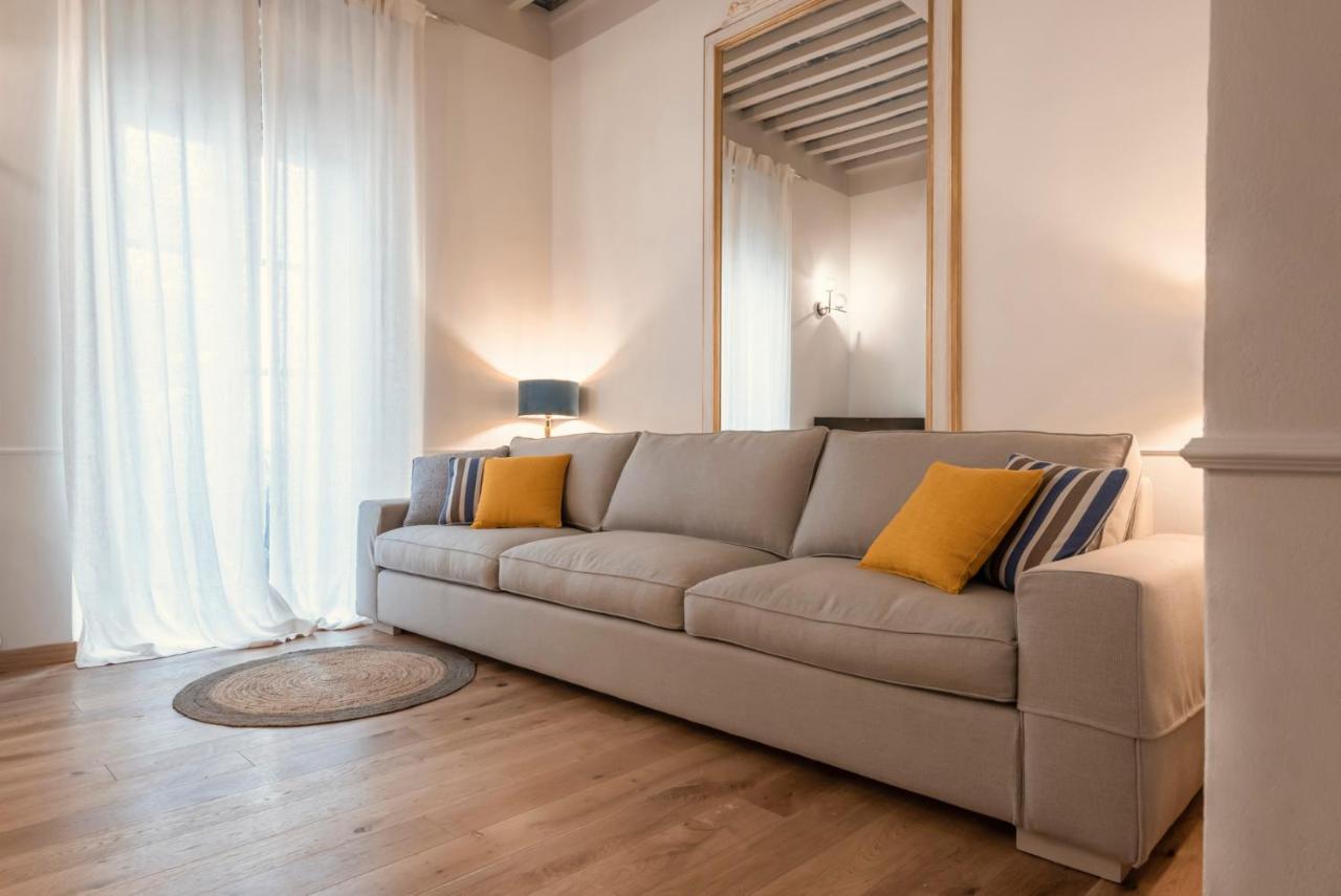 Palazzo Degli Archi Apartment Сан Винченцо Екстериор снимка